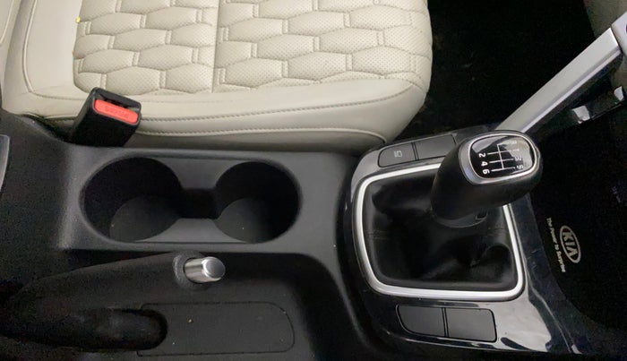 2020 KIA SELTOS HTX 1.5 PETROL, Petrol, Manual, 36,174 km, Gear Lever