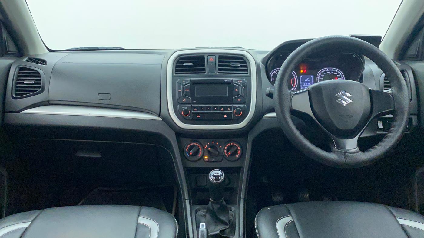 2016 Maruti Vitara Brezza VDI OPT, Diesel, Manual, 1,31,729 km, Dashboard