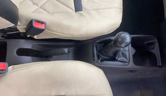 2013 Hyundai Eon MAGNA +, Petrol, Manual, 47,062 km, Gear Lever