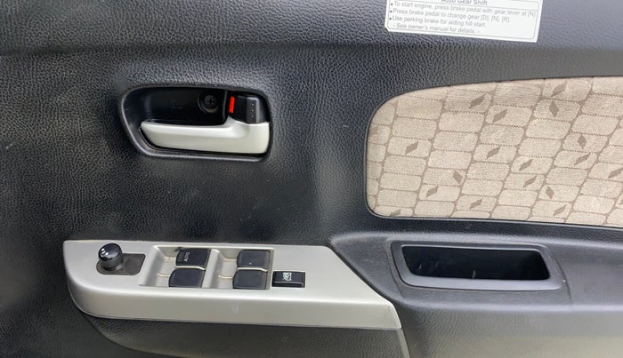 2016 Maruti Wagon R 1.0 VXI AMT, Petrol, Automatic, 48,590 km, Driver Side Door Panels Control