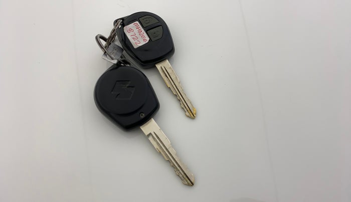 2016 Maruti Wagon R 1.0 VXI AMT, Petrol, Automatic, 48,590 km, Key Close Up