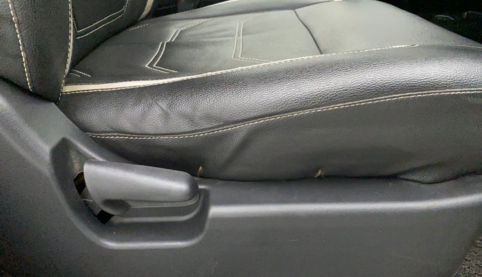 2013 Maruti Wagon R 1.0 VXI, Petrol, Manual, 77,981 km, Driver Side Adjustment Panel