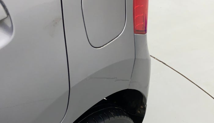 2013 Maruti Wagon R 1.0 VXI, Petrol, Manual, 77,981 km, Left quarter panel - Minor scratches