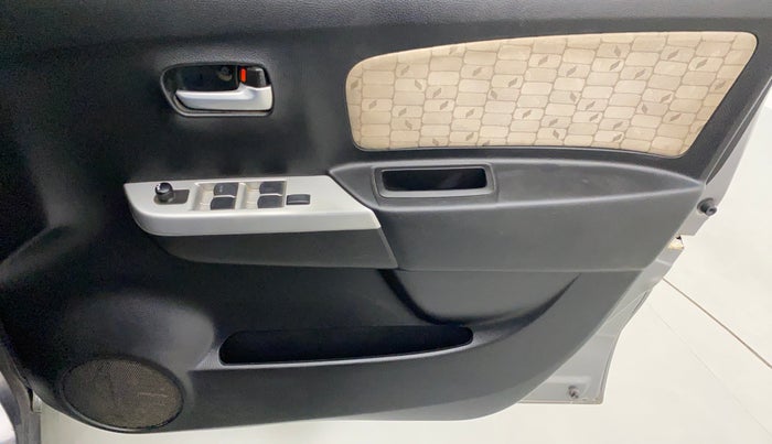 2013 Maruti Wagon R 1.0 VXI, Petrol, Manual, 77,981 km, Driver Side Door Panels Control