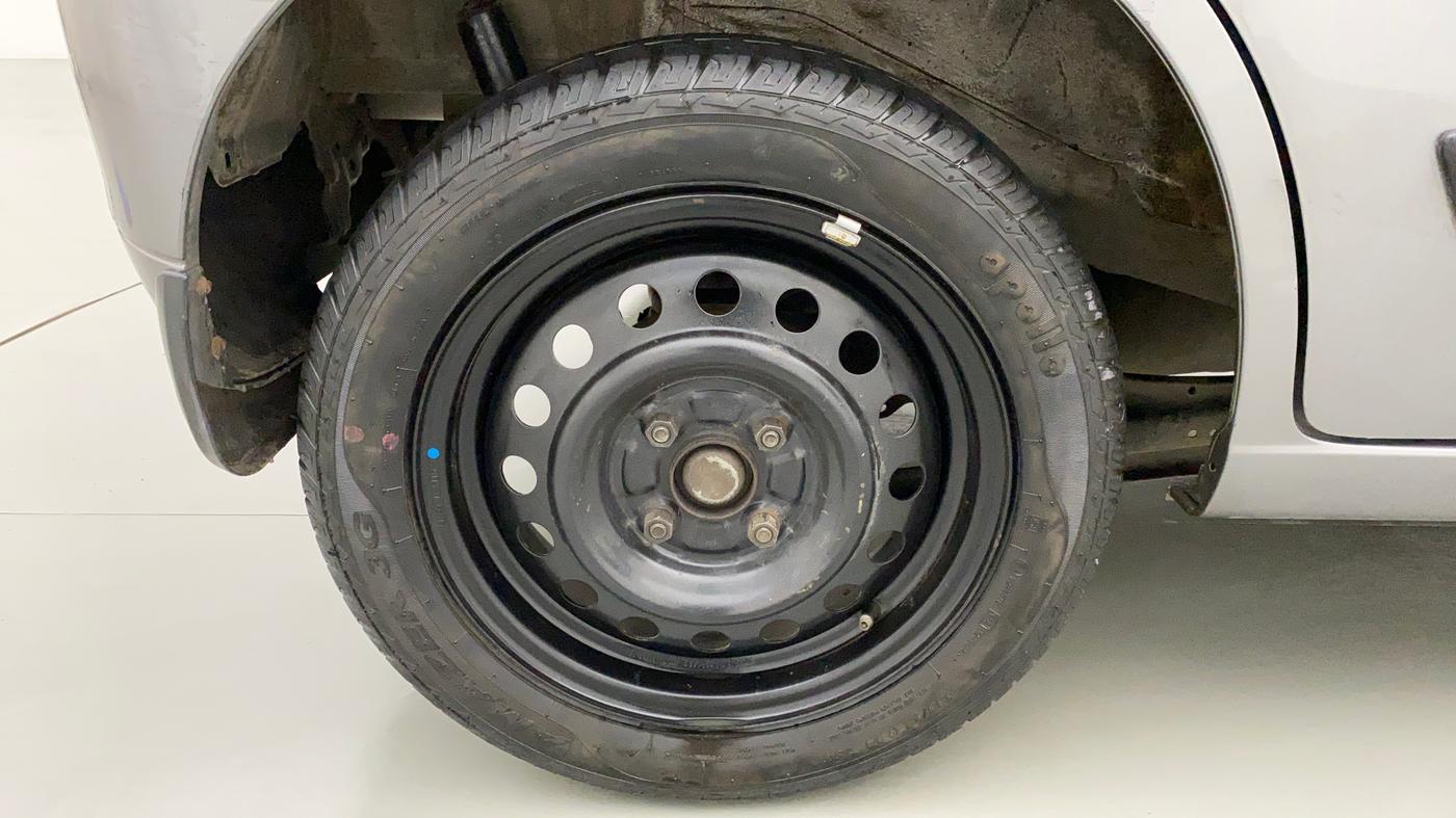2013 Maruti Wagon R 1.0 VXI, Petrol, Manual, 77,981 km, Right Rear Wheel