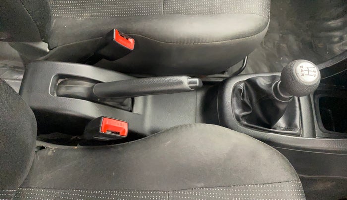 2015 Maruti Swift LXI (O), Petrol, Manual, 99,344 km, Gear Lever