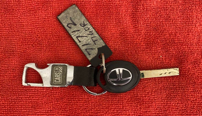 2019 Tata TIGOR XM DIESEL, Diesel, Manual, 20,104 km, Key Close Up