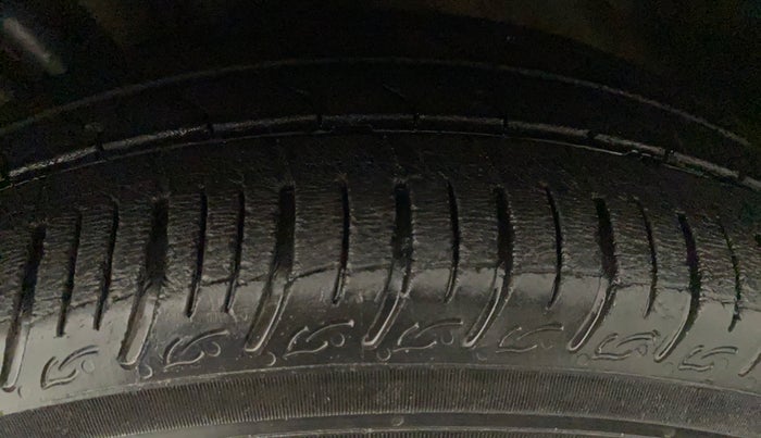 2019 Tata TIGOR XM DIESEL, Diesel, Manual, 20,104 km, Left Rear Tyre Tread
