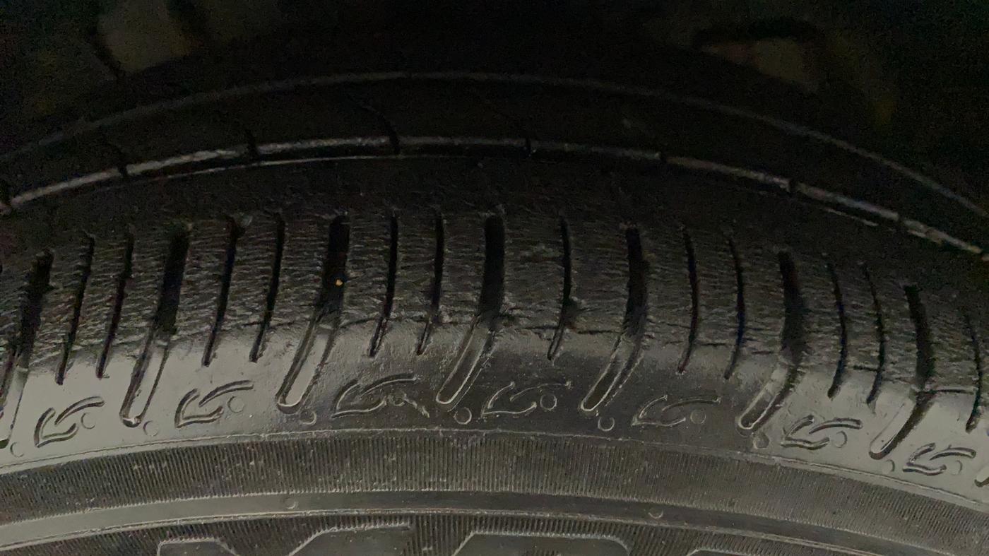 2019 Tata TIGOR XM DIESEL, Diesel, Manual, 20,104 km, Left Front Tyre Tread