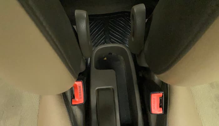 2016 Hyundai i10 MAGNA 1.1, Petrol, Manual, 29,221 km, Driver Side Adjustment Panel