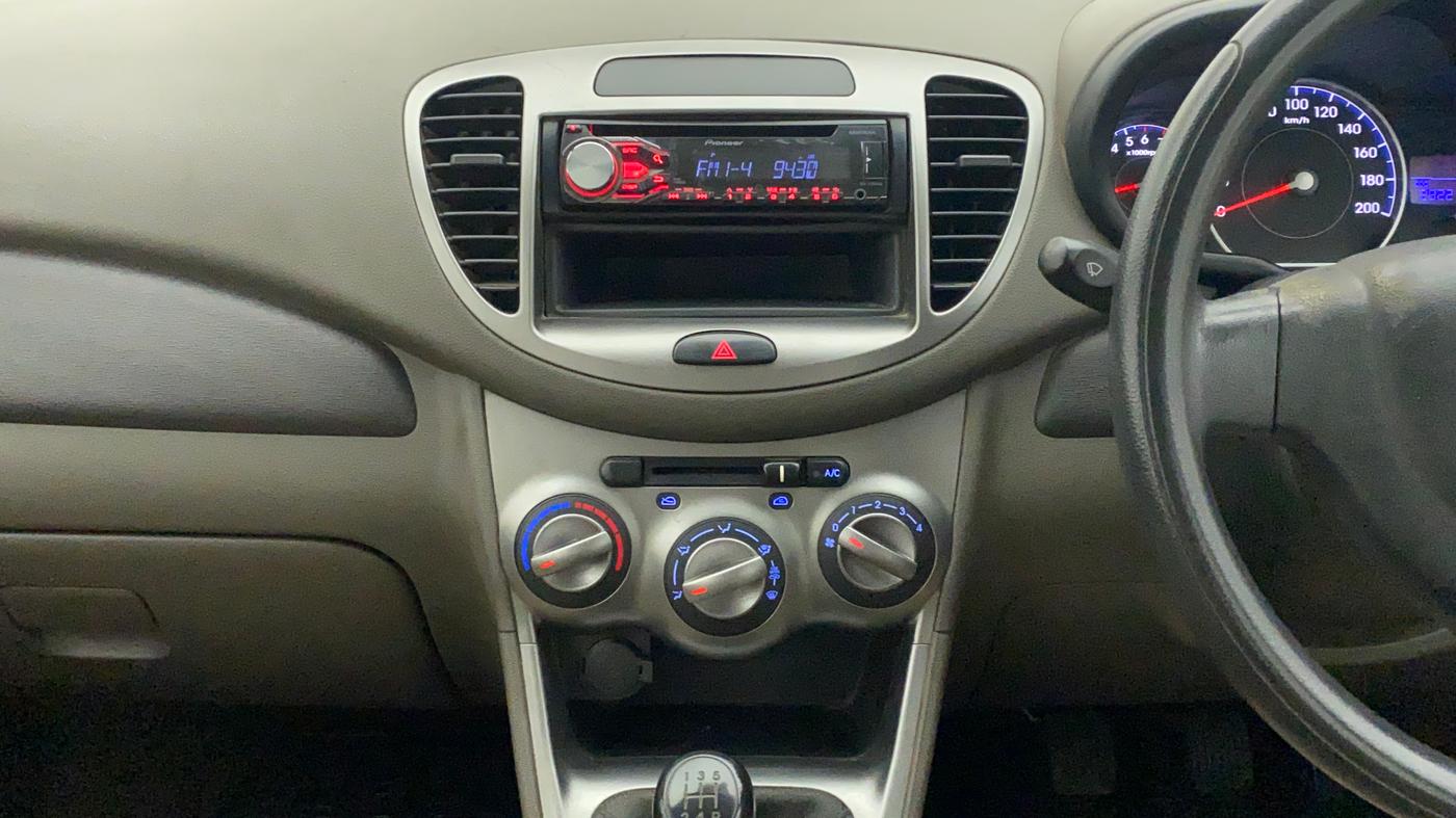2016 Hyundai i10 MAGNA 1.1, Petrol, Manual, 29,221 km, Air Conditioner