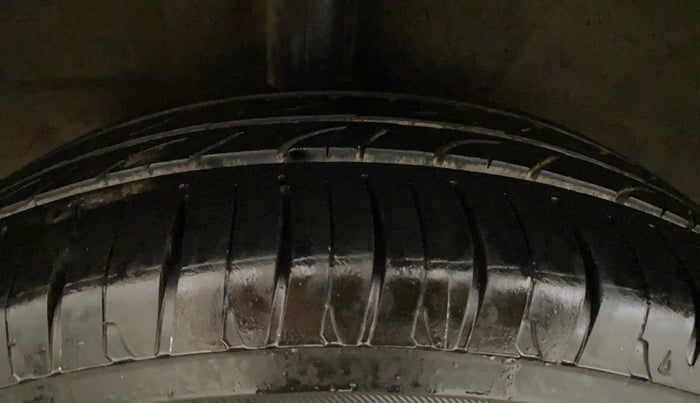 2021 Toyota YARIS G MT, Petrol, Manual, 60,417 km, Right Rear Tyre Tread