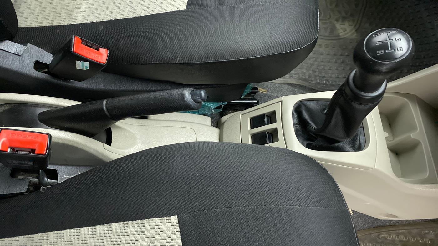 2020 Maruti Alto VXI, Petrol, Manual, 13,637 km, Gear Lever