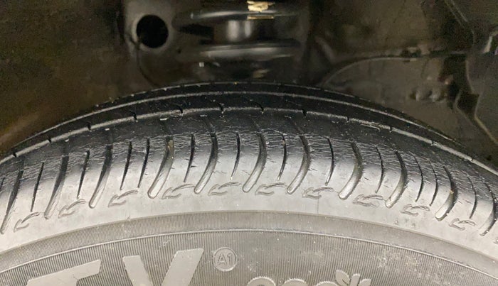 2020 Maruti S PRESSO VXI PLUS AMT, Petrol, Automatic, 53,970 km, Right Front Tyre Tread