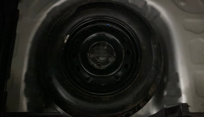 2019 Maruti Swift VXI AMT, Petrol, Automatic, 44,450 km, Spare Tyre