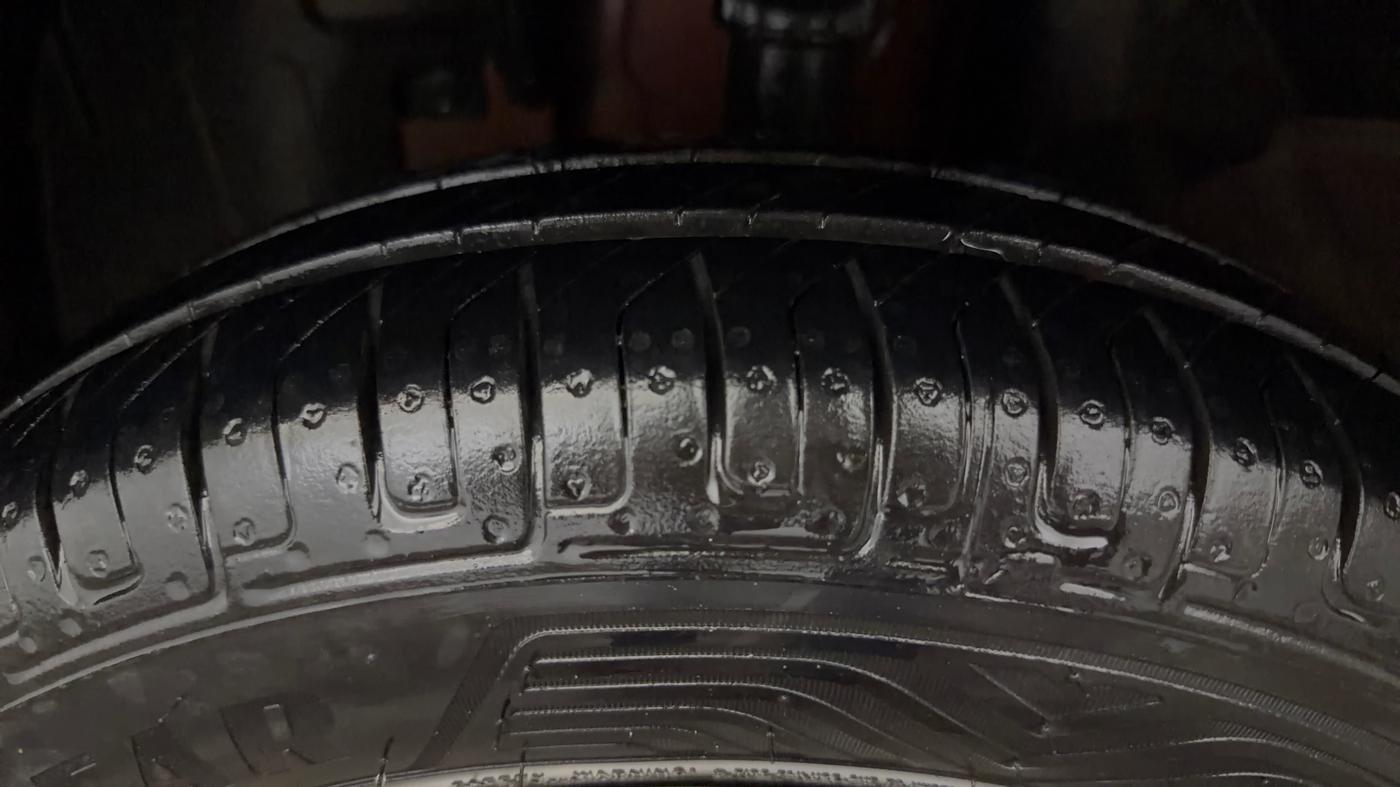 2019 Renault Kwid RXL, Petrol, Manual, 24,996 km, Left Front Tyre Tread