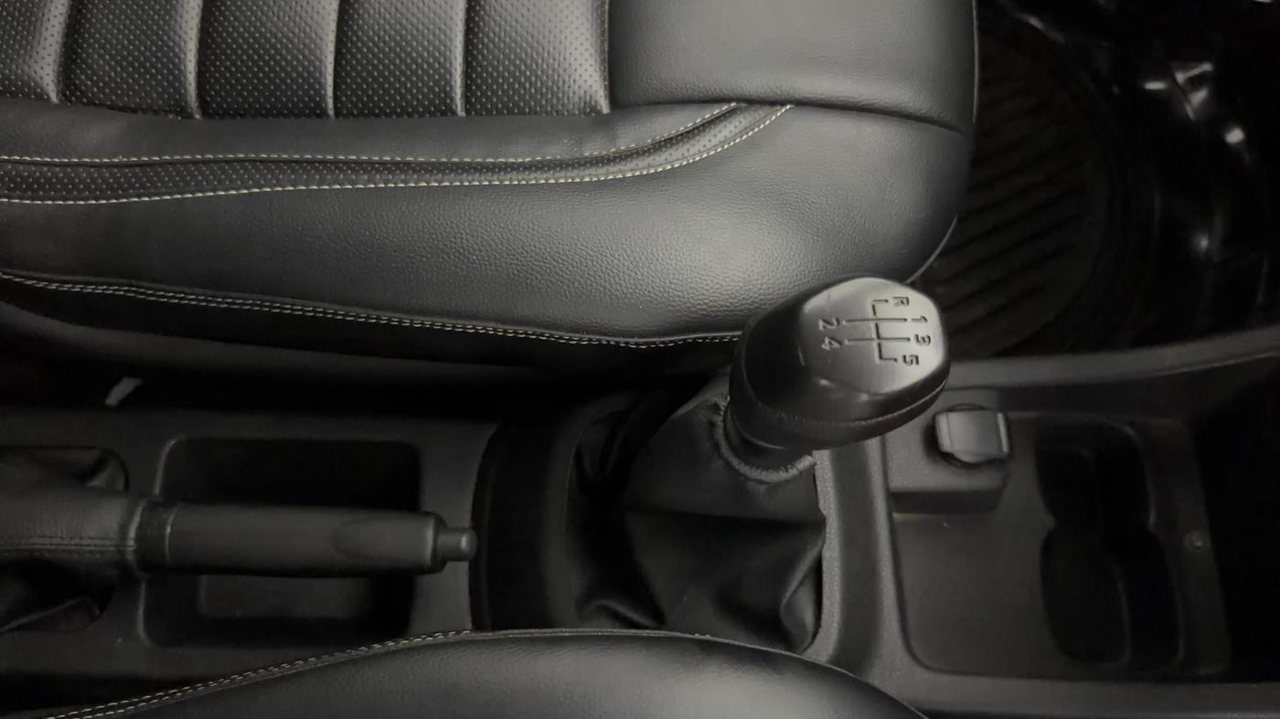 2019 Renault Kwid RXL, Petrol, Manual, 24,996 km, Gear Lever