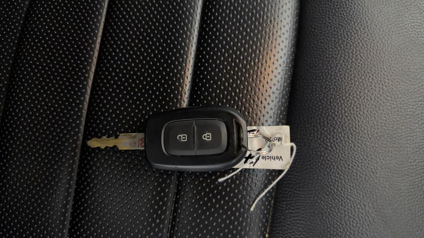 2019 Renault Kwid RXL, Petrol, Manual, 24,996 km, Key Close Up