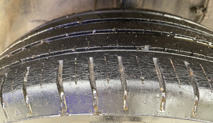 2021 Tata PUNCH ACCOMPLISHED MT, CNG, Manual, 84,246 km, Right Rear Tyre Tread