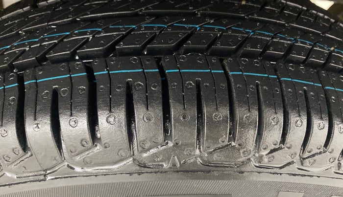 2018 Renault Kwid RXL, Petrol, Manual, 78,343 km, Left Rear Tyre Tread