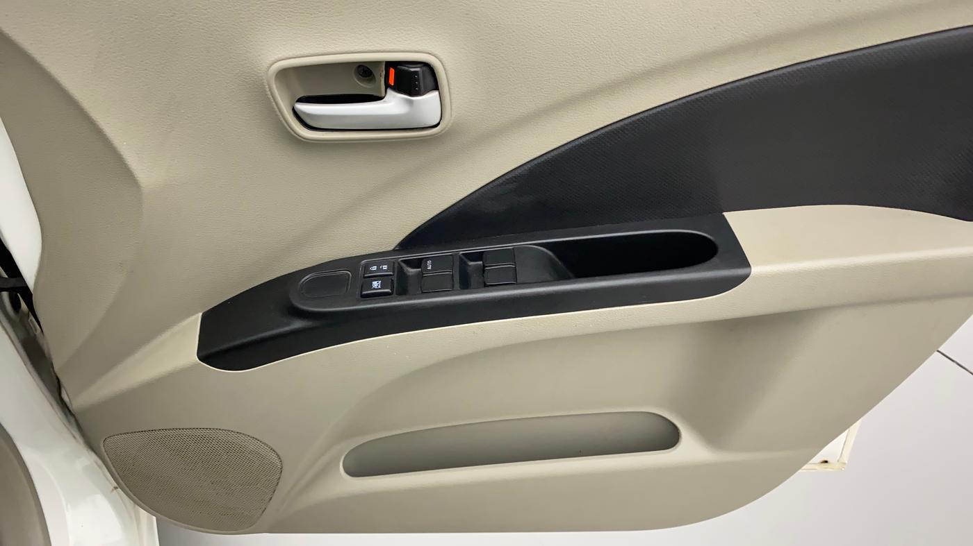 2014 Maruti Celerio VXI, Petrol, Manual, 64,335 km, Driver Side Door Panels Control