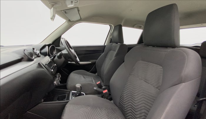 2018 Maruti Swift ZXI AMT, Petrol, Automatic, 69,238 km, Right Side Front Door Cabin