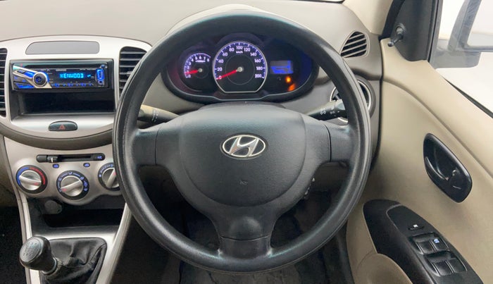 2014 Hyundai i10 MAGNA 1.1, Petrol, Manual, 49,555 km, Steering Wheel Close Up