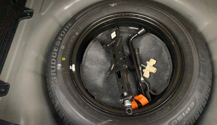 2021 Hyundai NEW I20 SPORTZ 1.2 AT, Petrol, Automatic, 33,875 km, Spare Tyre