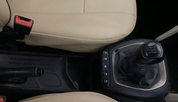 2019 Hyundai NEW SANTRO SPORTZ CNG, CNG, Manual, 72,687 km, Gear Lever