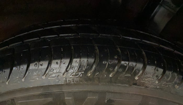 2018 Hyundai Grand i10 MAGNA AT 1.2 KAPPA VTVT, Petrol, Automatic, 45,514 km, Left Rear Tyre Tread