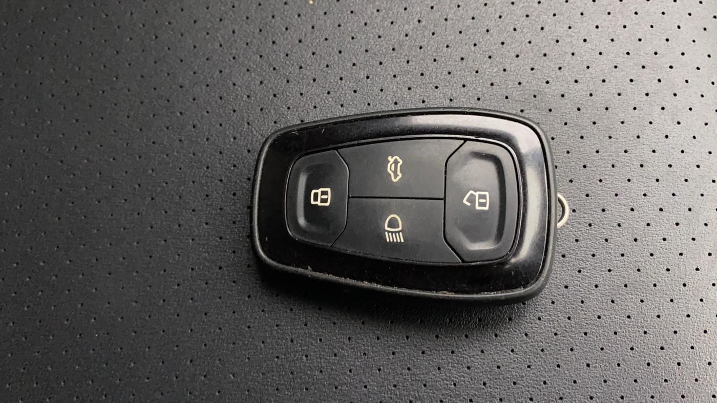 2023 Tata ALTROZ XZ PLUS DIESEL, Diesel, Manual, 10,407 km, Key Close Up