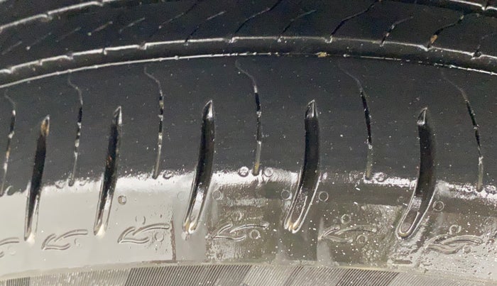 2023 Tata ALTROZ XZ PLUS DIESEL, Diesel, Manual, 10,430 km, Right Rear Tyre Tread