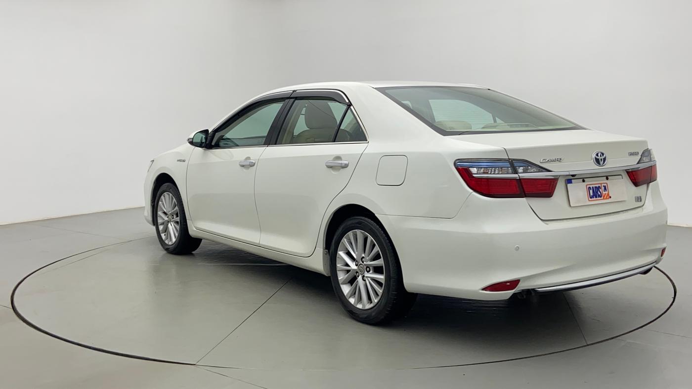 2017 Toyota Camry HYBRID, Petrol, Automatic, 70,420 km, Left Back Diagonal (45- Degree) View