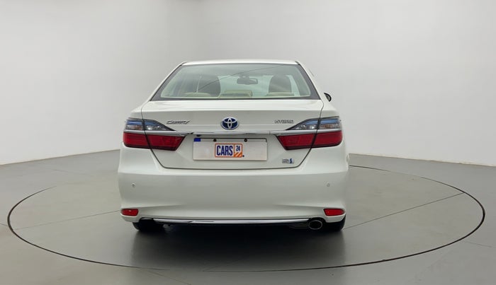 2017 Toyota Camry HYBRID, Petrol, Automatic, 70,420 km, Back/Rear View