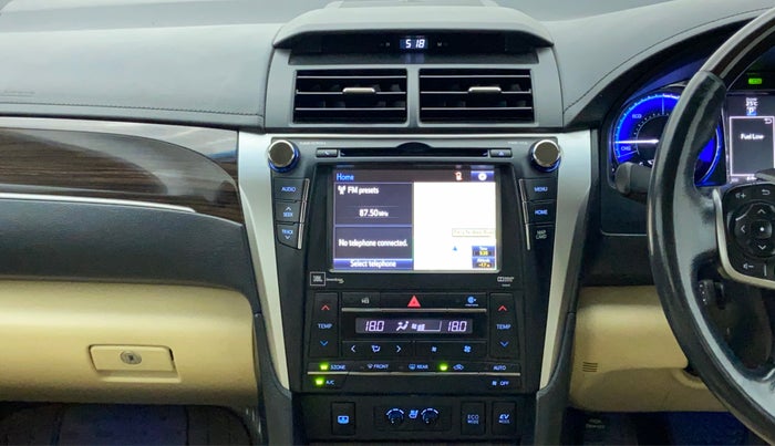 2017 Toyota Camry HYBRID, Petrol, Automatic, 70,420 km, Air Conditioner