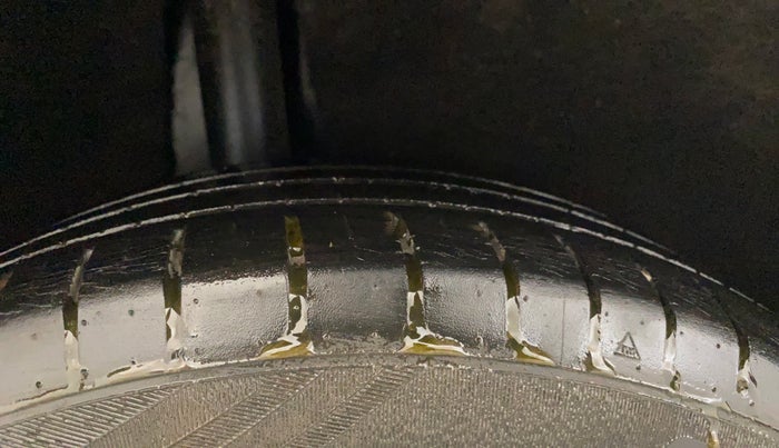 2018 Maruti Baleno ZETA PETROL 1.2, Petrol, Manual, 24,645 km, Right Rear Tyre Tread