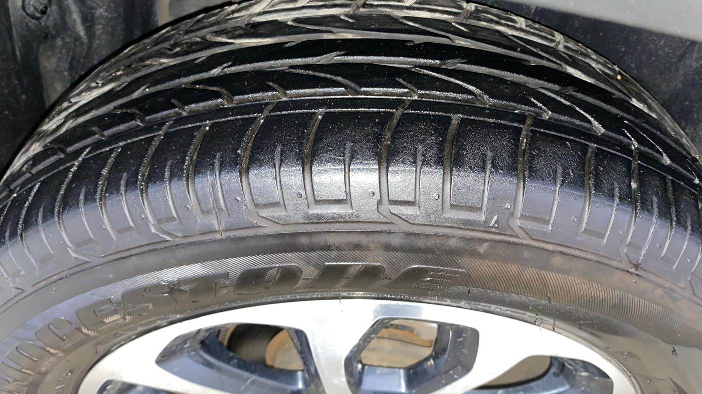 2023 Maruti Grand Vitara ALPHA SMART HYBRID AT, Petrol, Automatic, 92,996 km, Right Rear Tyre Tread