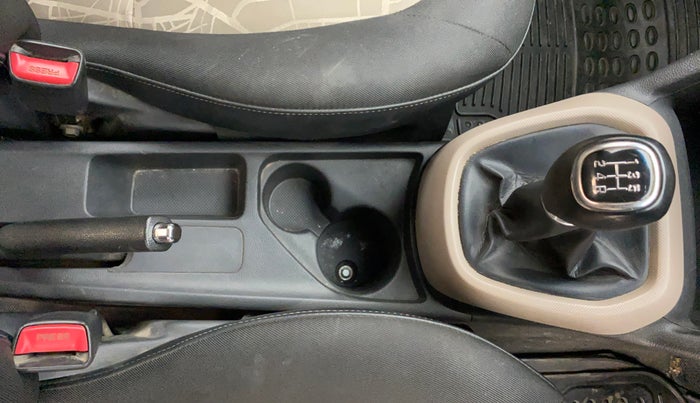 2015 Hyundai Grand i10 SPORTZ 1.2 KAPPA VTVT, Petrol, Manual, 77,879 km, Gear Lever