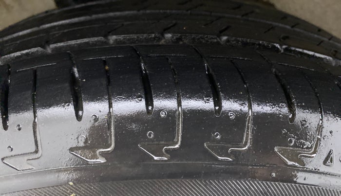 2018 Maruti IGNIS DELTA 1.2, Petrol, Manual, 40,244 km, Right Rear Tyre Tread