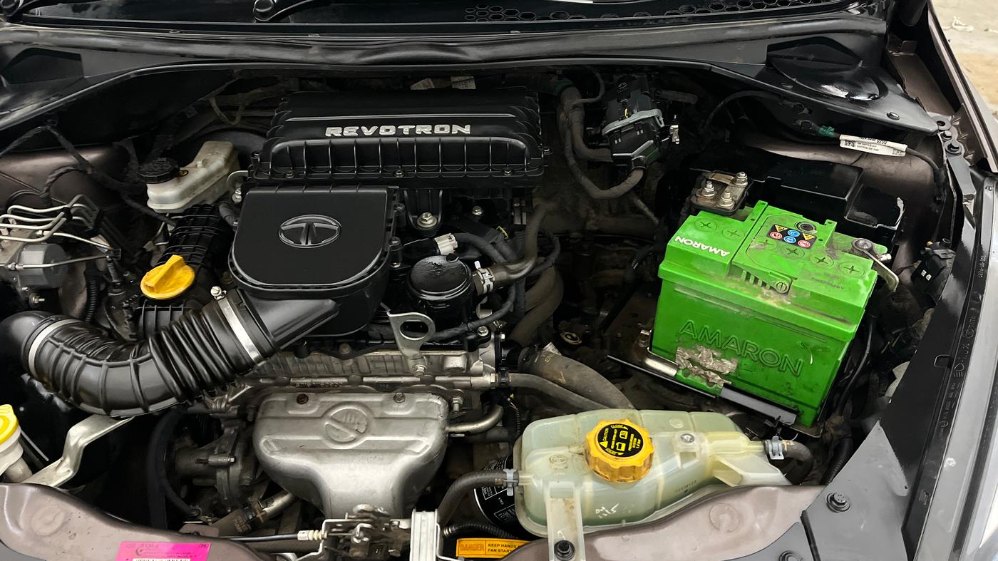 2018 Tata TIGOR XZ PETROL, Petrol, Manual, 70,418 km, Engine View - Left