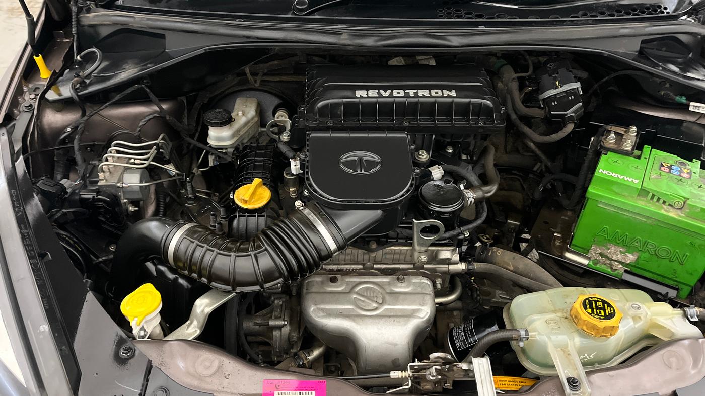 2018 Tata TIGOR XZ PETROL, Petrol, Manual, 70,418 km, Engine View - Right