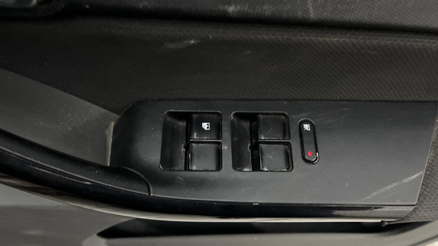 2018 Tata TIGOR XZ PETROL, Petrol, Manual, 70,418 km, Driver Side Door Panels Control