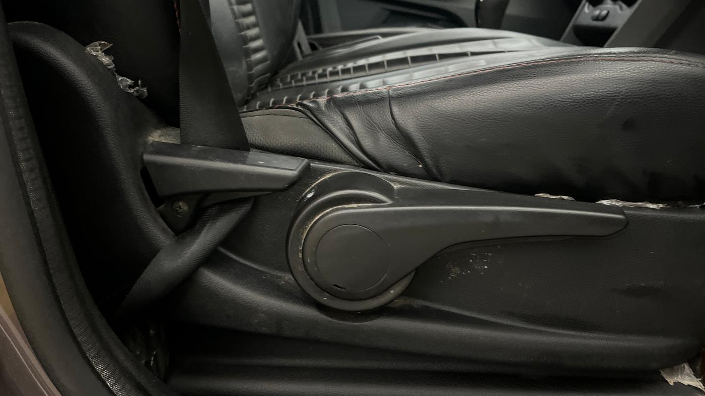 2018 Tata TIGOR XZ PETROL, Petrol, Manual, 70,418 km, Driver Side Adjustment Panel