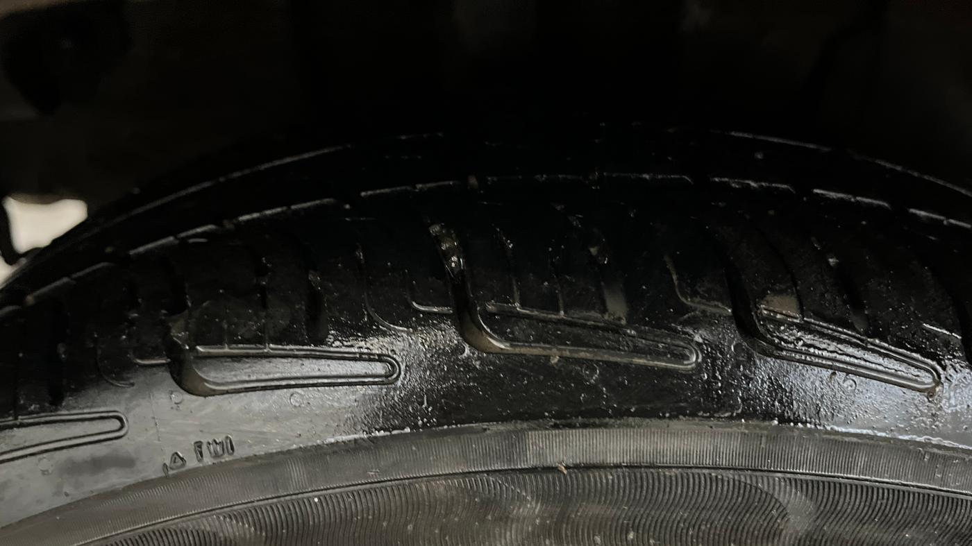 2018 Tata TIGOR XZ PETROL, Petrol, Manual, 70,418 km, Right Rear Tyre Tread