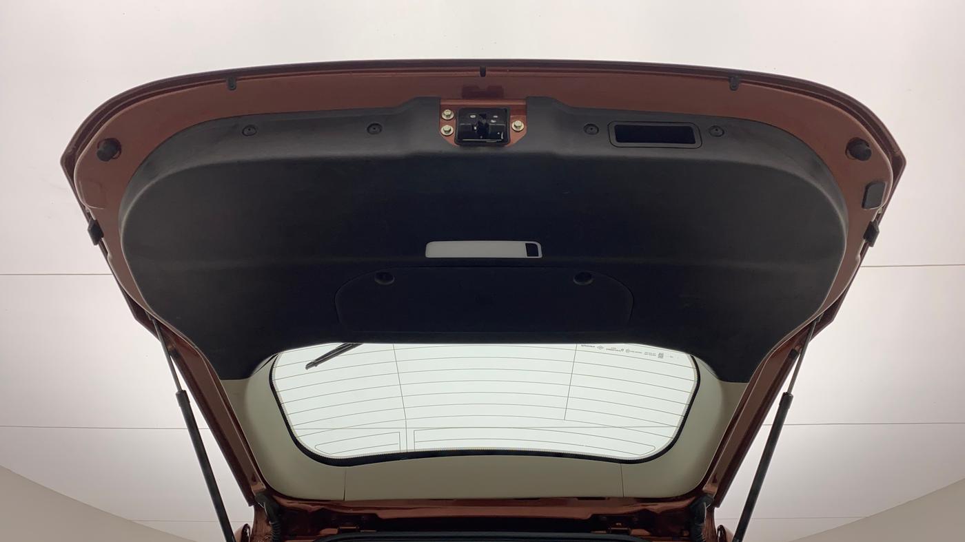2019 Mahindra XUV500 W11(O), Diesel, Manual, 36,847 km, Boot Door Open