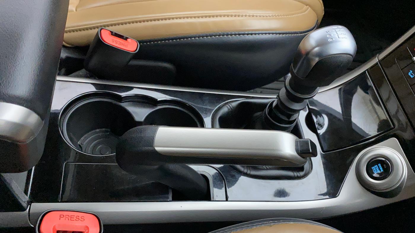 2019 Mahindra XUV500 W11(O), Diesel, Manual, 36,847 km, Gear Lever