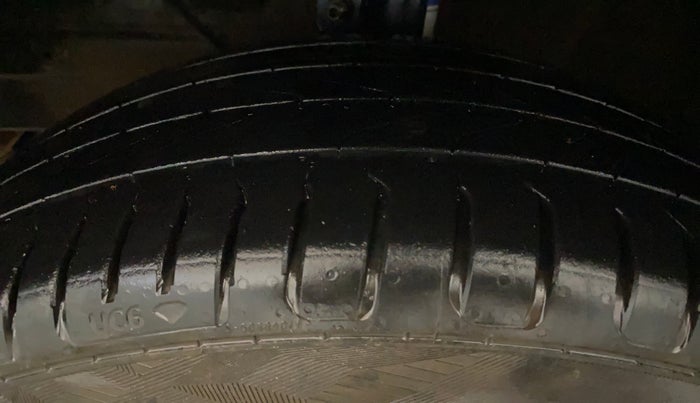 2016 Maruti Baleno ZETA PETROL 1.2, Petrol, Manual, 79,097 km, Left Front Tyre Tread