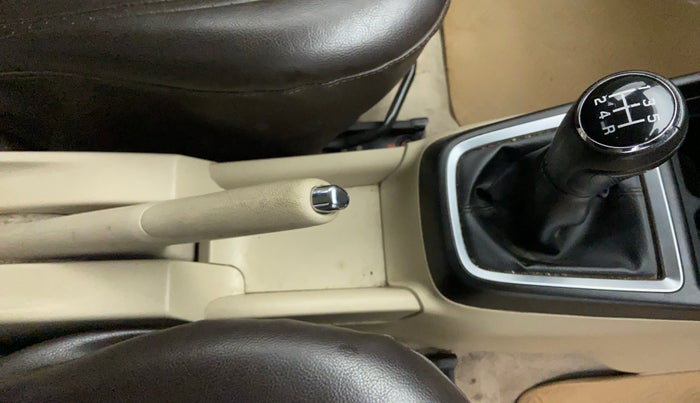 2017 Maruti Dzire VXI, Petrol, Manual, 31,858 km, Gear Lever