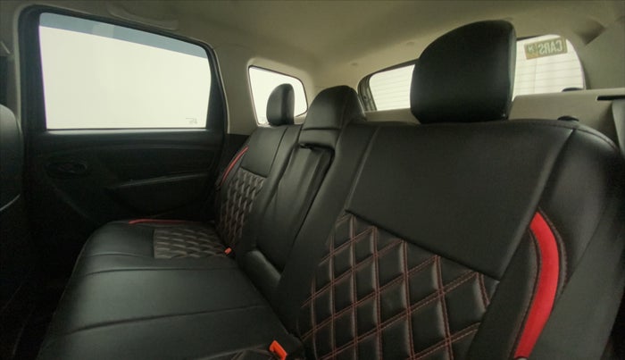 2017 Renault Duster RXS CVT, Petrol, Automatic, 31,113 km, Right Side Rear Door Cabin