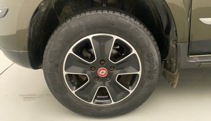 2017 Renault Duster RXS CVT, Petrol, Automatic, 31,113 km, Left Front Wheel